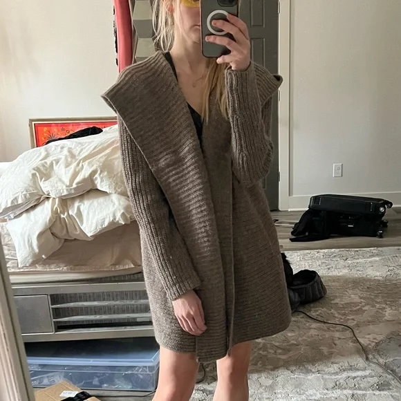 Vince oversized cardigan - Picture 9 of 15